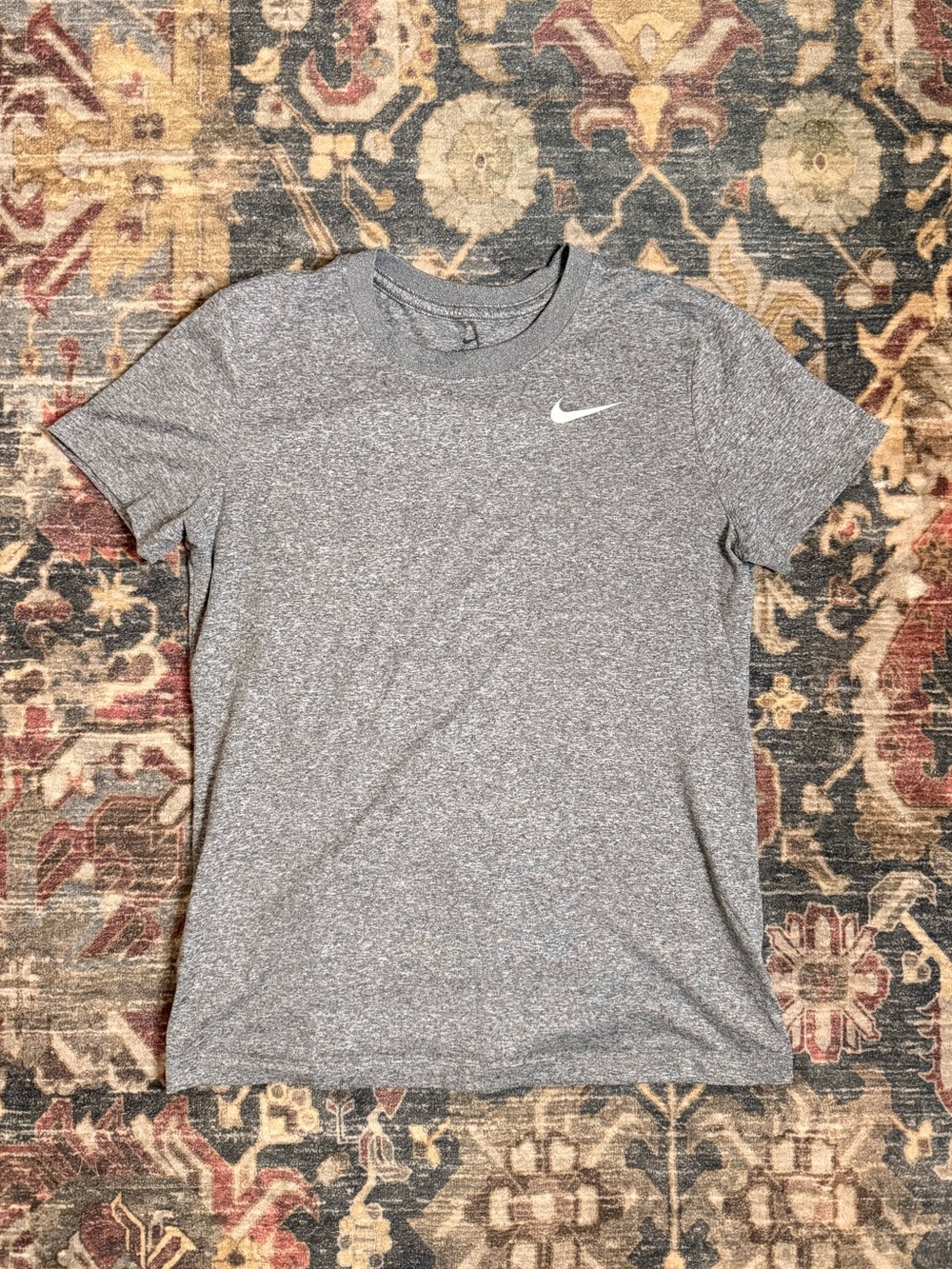 Nike Heather Gray Short Sleeve Athletic Tee